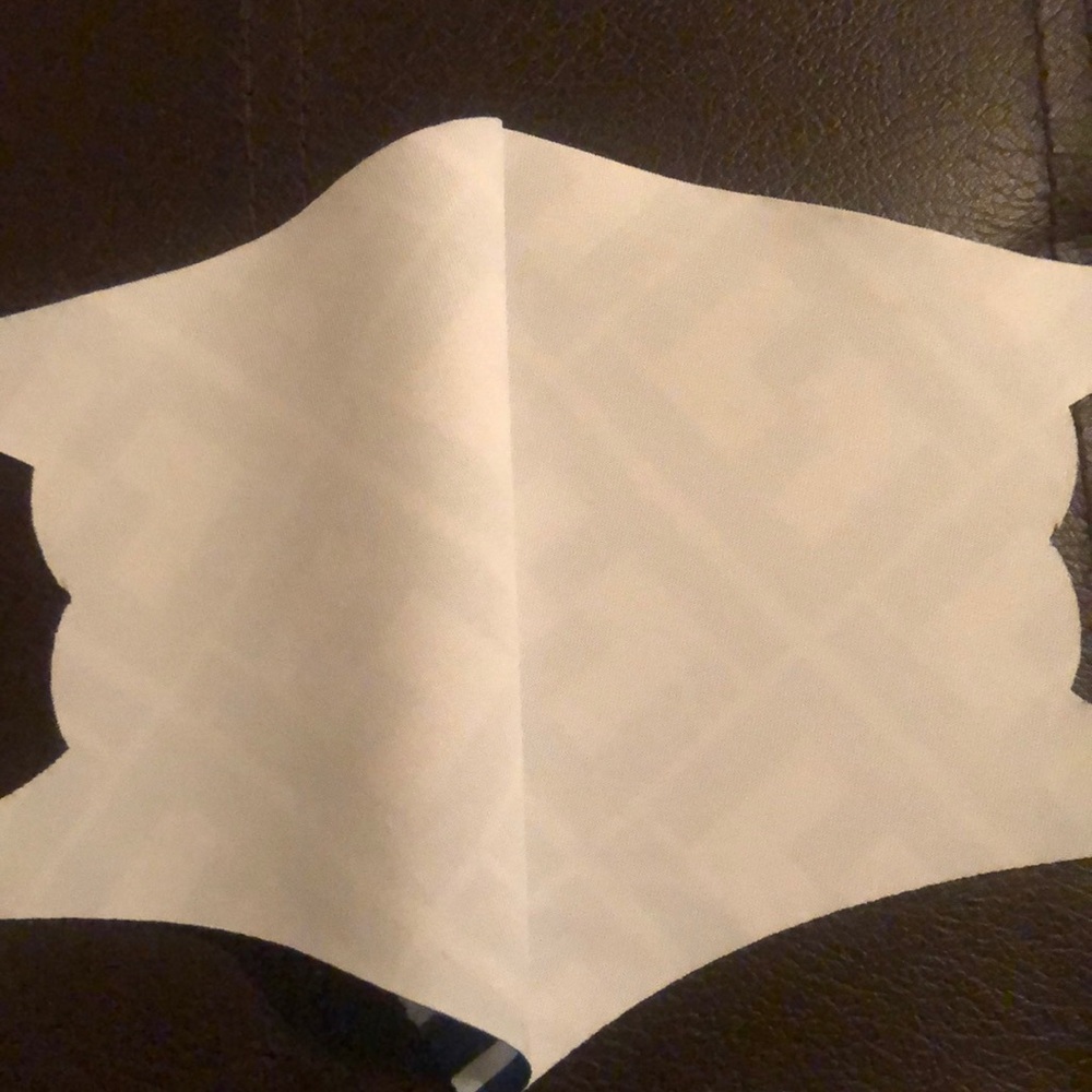 Designer face mask - Picture 3 of 3